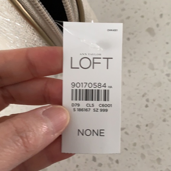 NWT LOFT Snake Print Metallic Gold Cosmetic Case - Picture 7 of 8